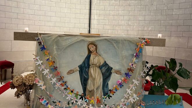 Toussaint en Maternelle, CP, UEEA