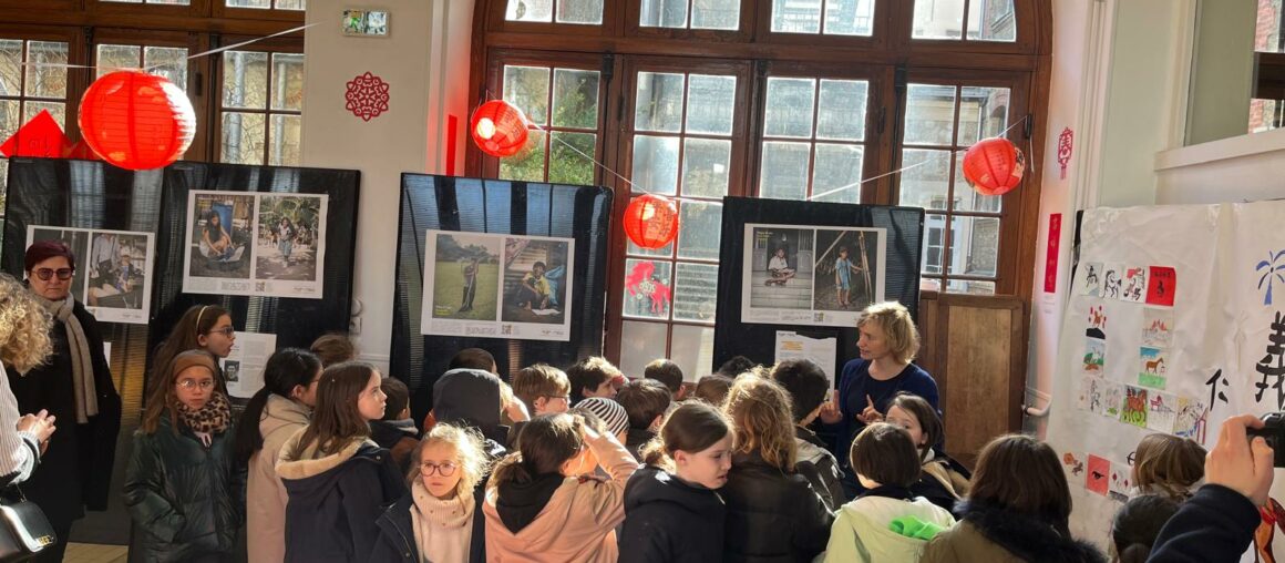 “De la rue au cartable” – Une exposition pour éveiller les consciences