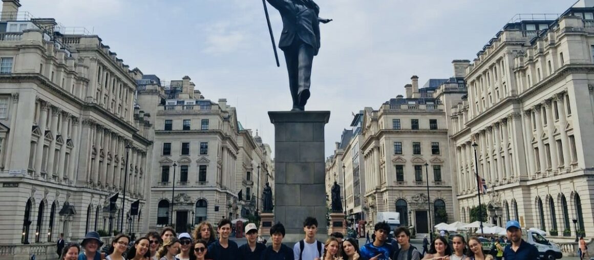 2nde 2, Séjour culturel à Londres