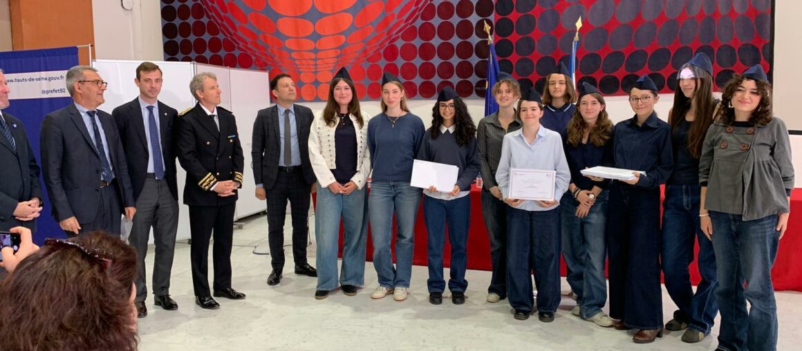 1er prix ex-aequo de l'éducation citoyenne de l'Ordre National du Mérite pour nos élèves